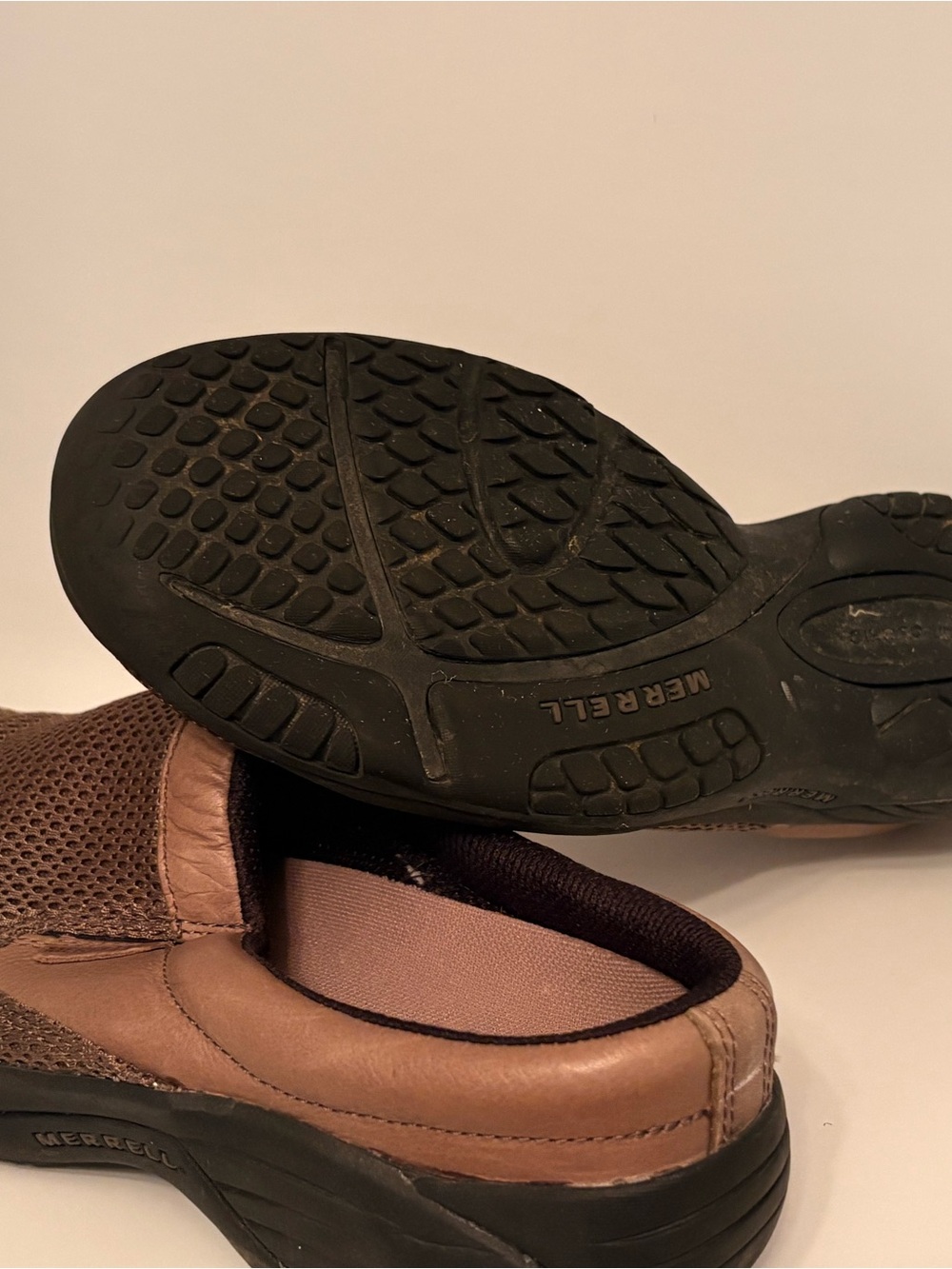 Merrell Men’s Tan Slip-On Loafers
